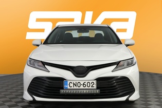 Toyota Camry vaihtoauto