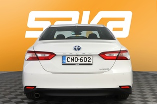 Toyota Camry vaihtoauto