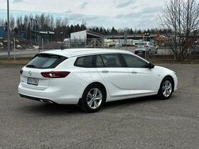 Opel Insignia vaihtoauto