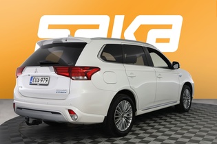 Mitsubishi Outlander PHEV vaihtoauto