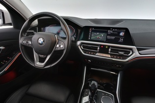BMW 320 vaihtoauto