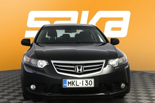 Honda Accord vaihtoauto
