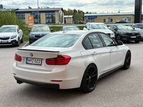 BMW 330 vaihtoauto