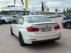 BMW 330 vaihtoauto