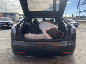 Tesla Model S vaihtoauto