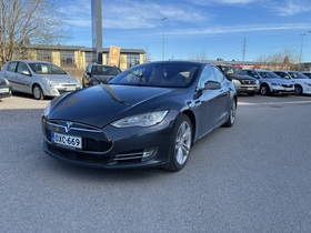 Tesla Model S vaihtoauto
