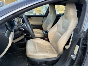 Tesla Model S vaihtoauto