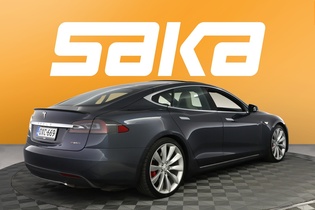 Tesla Model S vaihtoauto