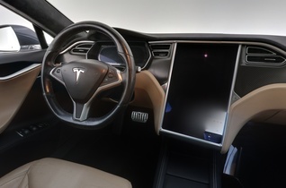 Tesla Model S vaihtoauto