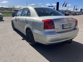Toyota Avensis vaihtoauto