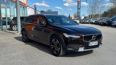 Volvo V90 Cross Country vaihtoauto