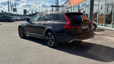 Volvo V90 Cross Country vaihtoauto