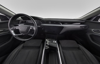 Audi Q8 e-tron vaihtoauto