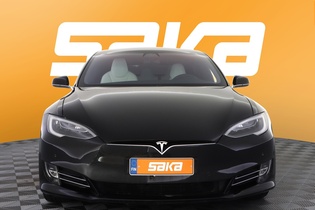 Tesla Model S vaihtoauto