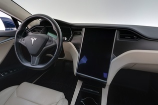 Tesla Model S vaihtoauto