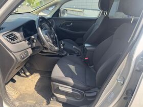 Kia Carens vaihtoauto