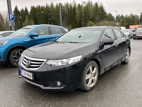 Honda Accord vaihtoauto