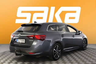 Toyota Avensis vaihtoauto