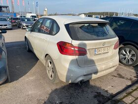 BMW 225 vaihtoauto