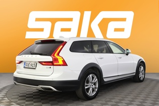 Volvo V90 Cross Country vaihtoauto