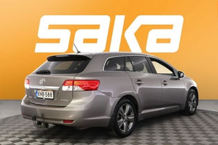 Toyota Avensis vaihtoauto