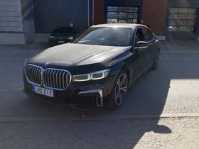 BMW 745 vaihtoauto