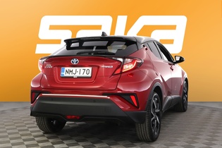 Toyota C-HR vaihtoauto