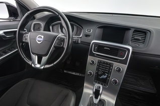 Volvo V60 Cross Country vaihtoauto