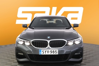 BMW 320 vaihtoauto