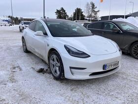 Tesla Model 3 vaihtoauto