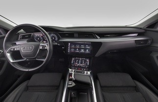 Audi Q8 e-tron vaihtoauto