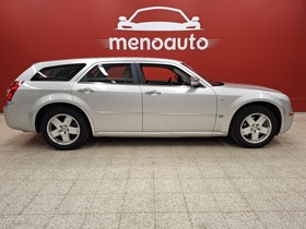 Chrysler 300C vaihtoauto