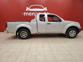 Nissan Navara vaihtoauto