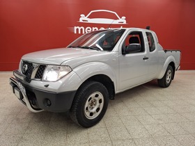 Nissan Navara vaihtoauto