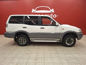 Nissan Terrano vaihtoauto