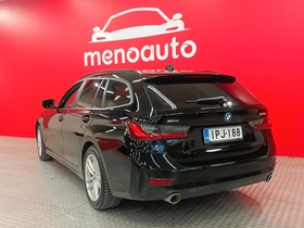 BMW 320 vaihtoauto
