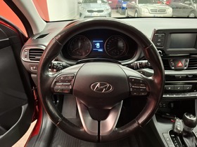 Hyundai i30 5d vaihtoauto