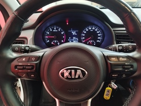 Kia Rio vaihtoauto