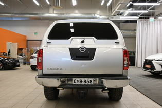 Nissan Navara vaihtoauto