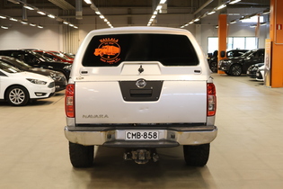 Nissan Navara vaihtoauto