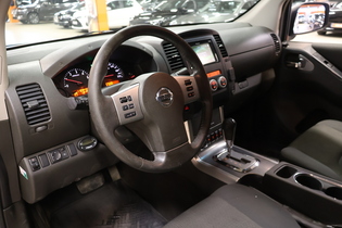 Nissan Navara vaihtoauto