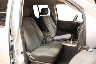 Nissan Navara vaihtoauto