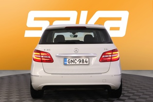 Mercedes-Benz B vaihtoauto