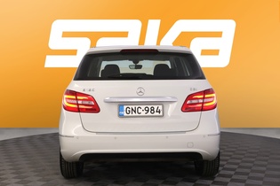 Mercedes-Benz B vaihtoauto