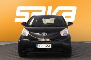 Toyota iQ vaihtoauto