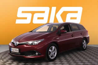 Toyota Auris vaihtoauto