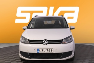 Volkswagen Touran vaihtoauto