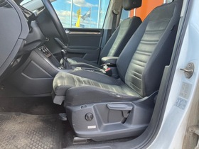 Volkswagen Touran vaihtoauto