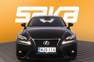Lexus IS vaihtoauto