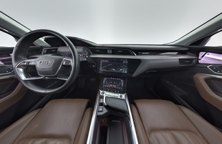 Audi e-tron vaihtoauto